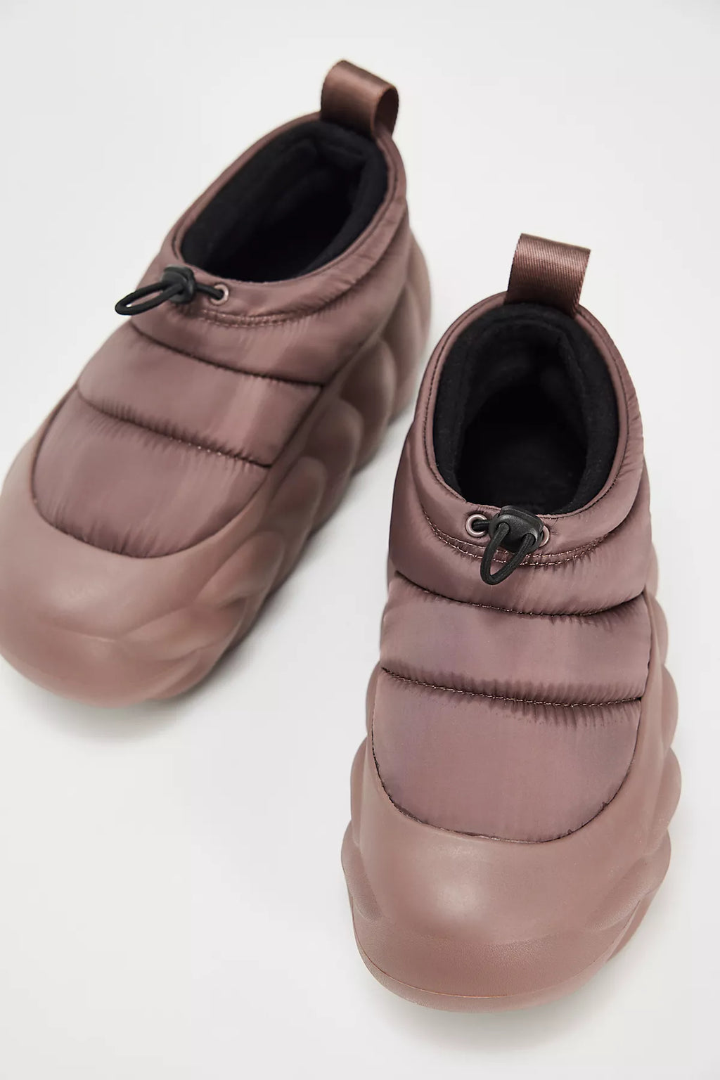 Crocs Overpuff Shorty Slip-Ons