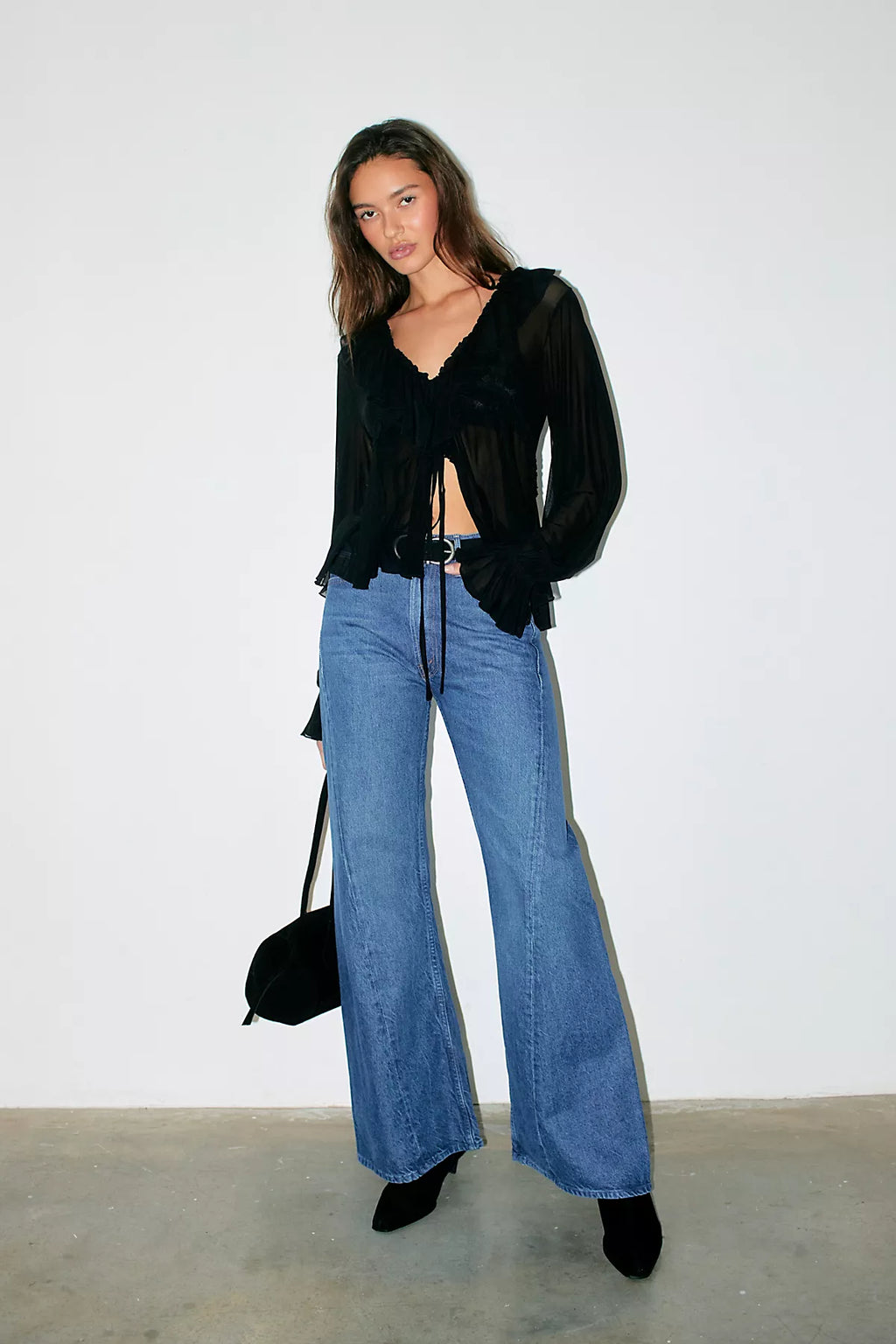 MOTHER The Lemon Twist Sneak Jeans