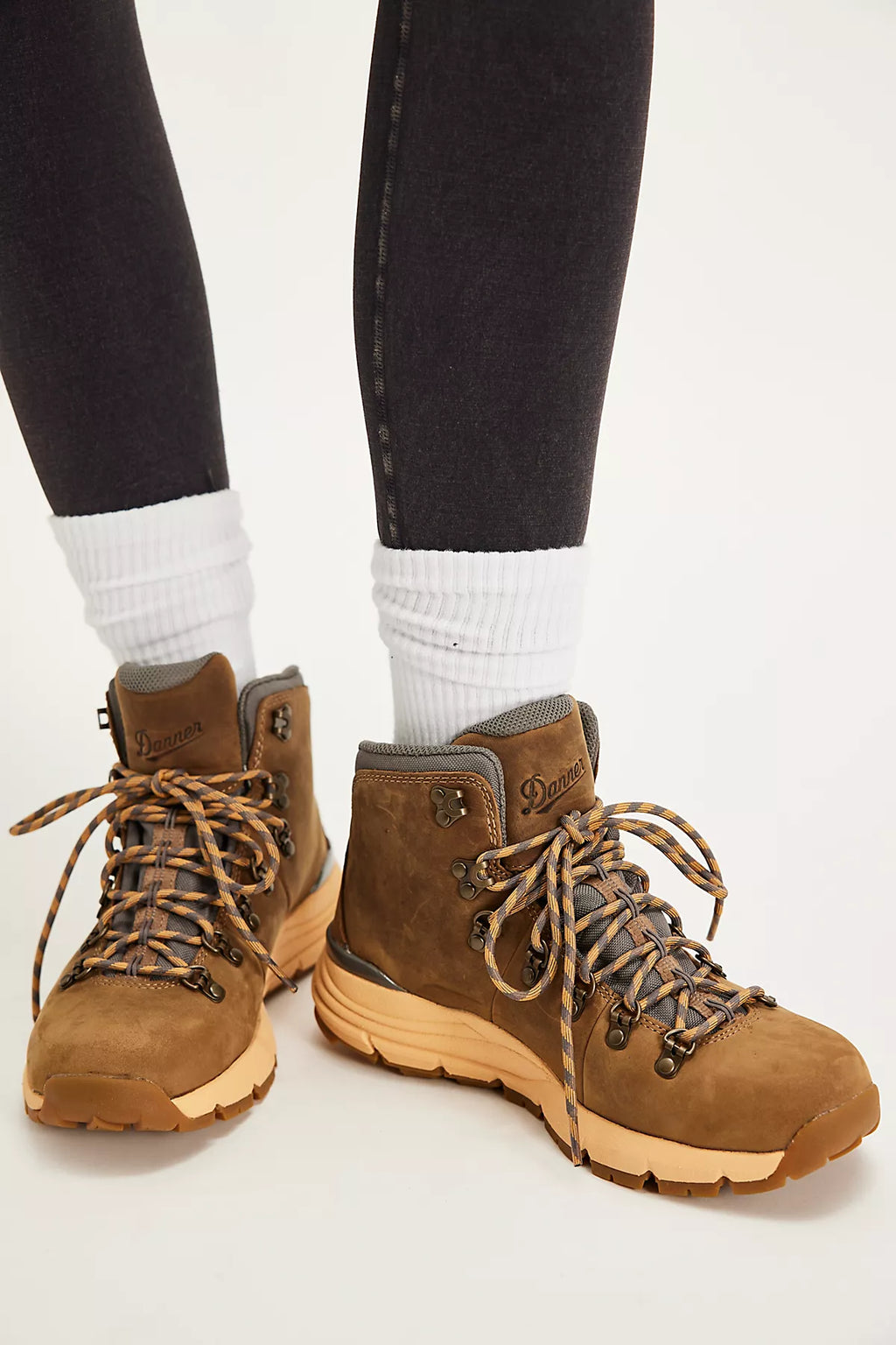 Danner Mountain 600 Leaf Hiking Boots