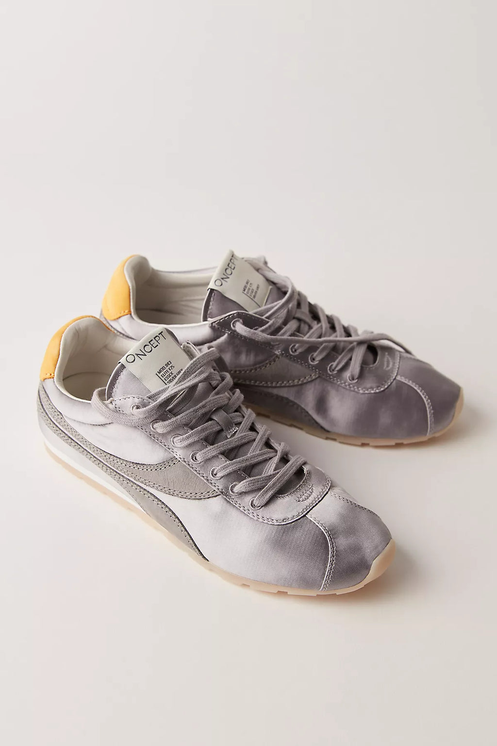 Oncept Essex Sneakers
