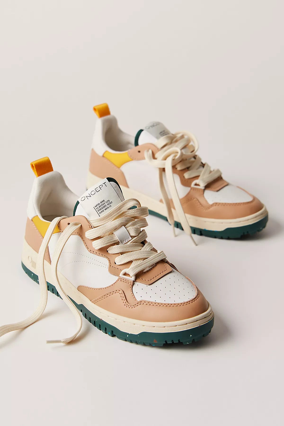 Oncept Phoenix Golf Sneakers