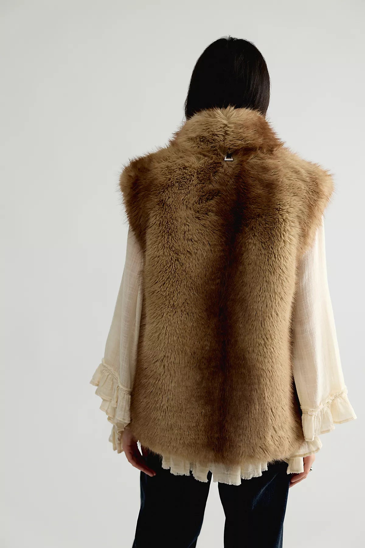 APPARIS Laila Faux Fur Vest