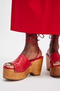Front Row Wrap Clogs