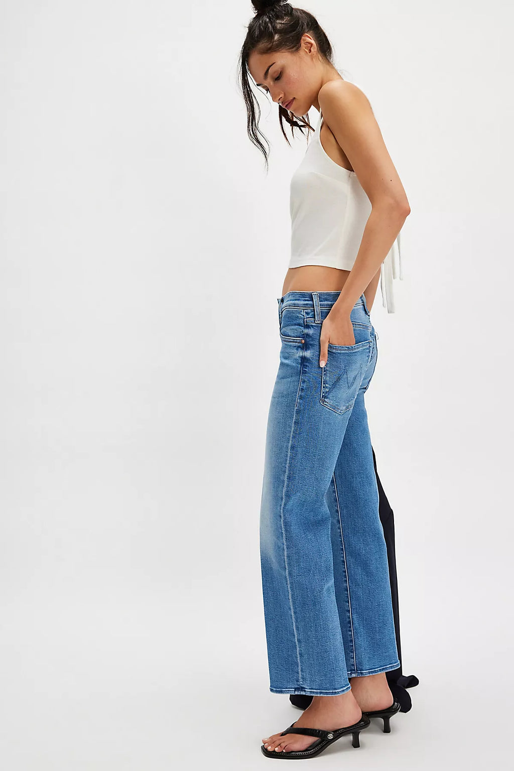 MOTHER The Mid-Rise Rambler Zip Jeans