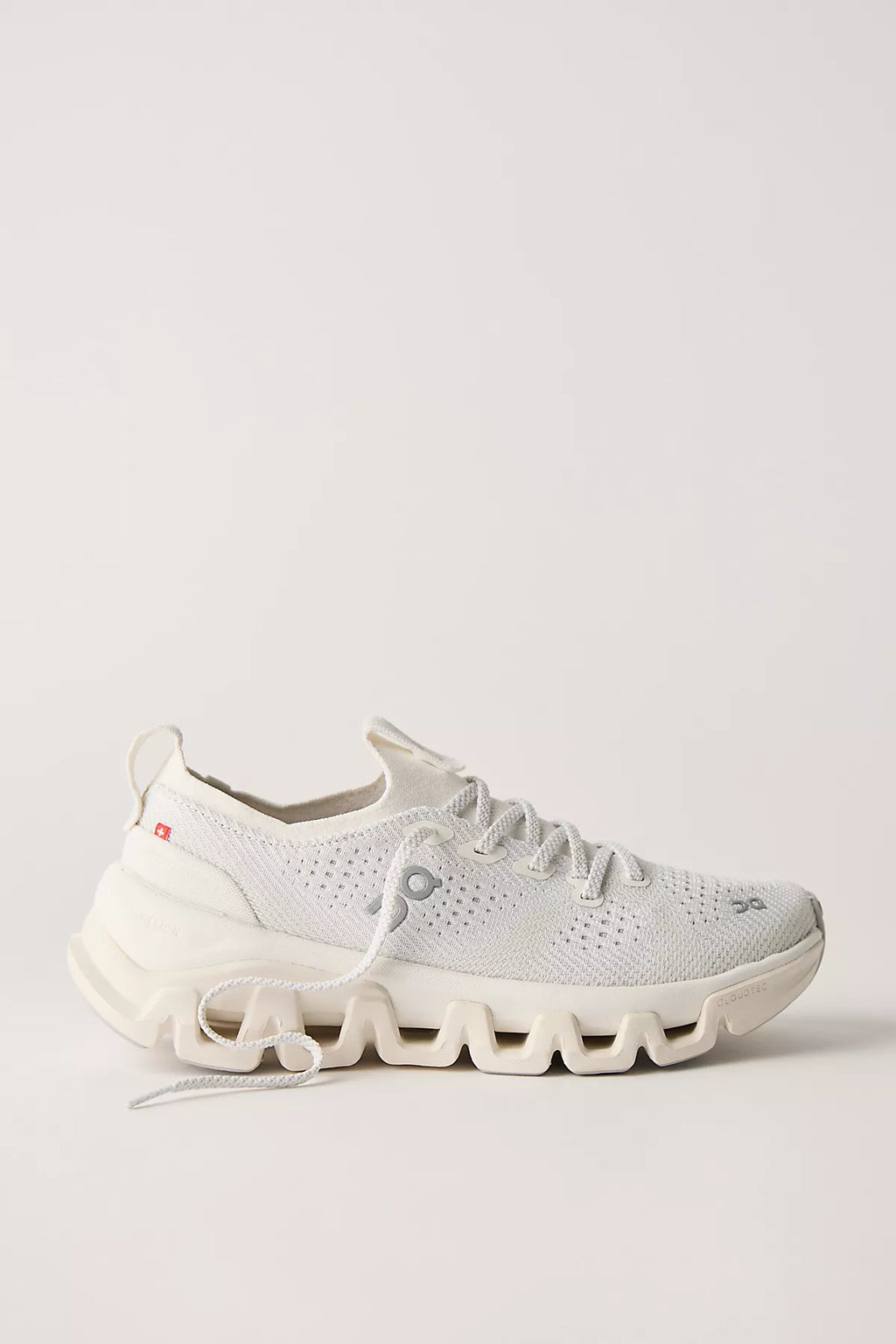 On Cloud X Tempo Sneakers