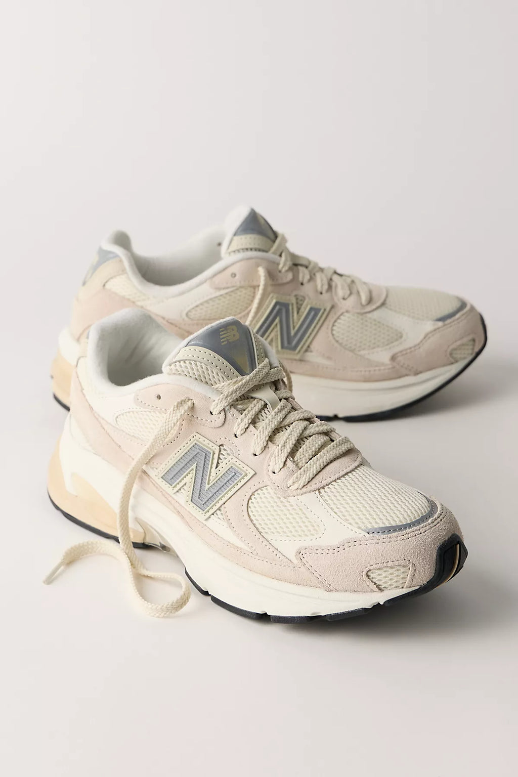 New Balance ABZORB 2010 Sneakers