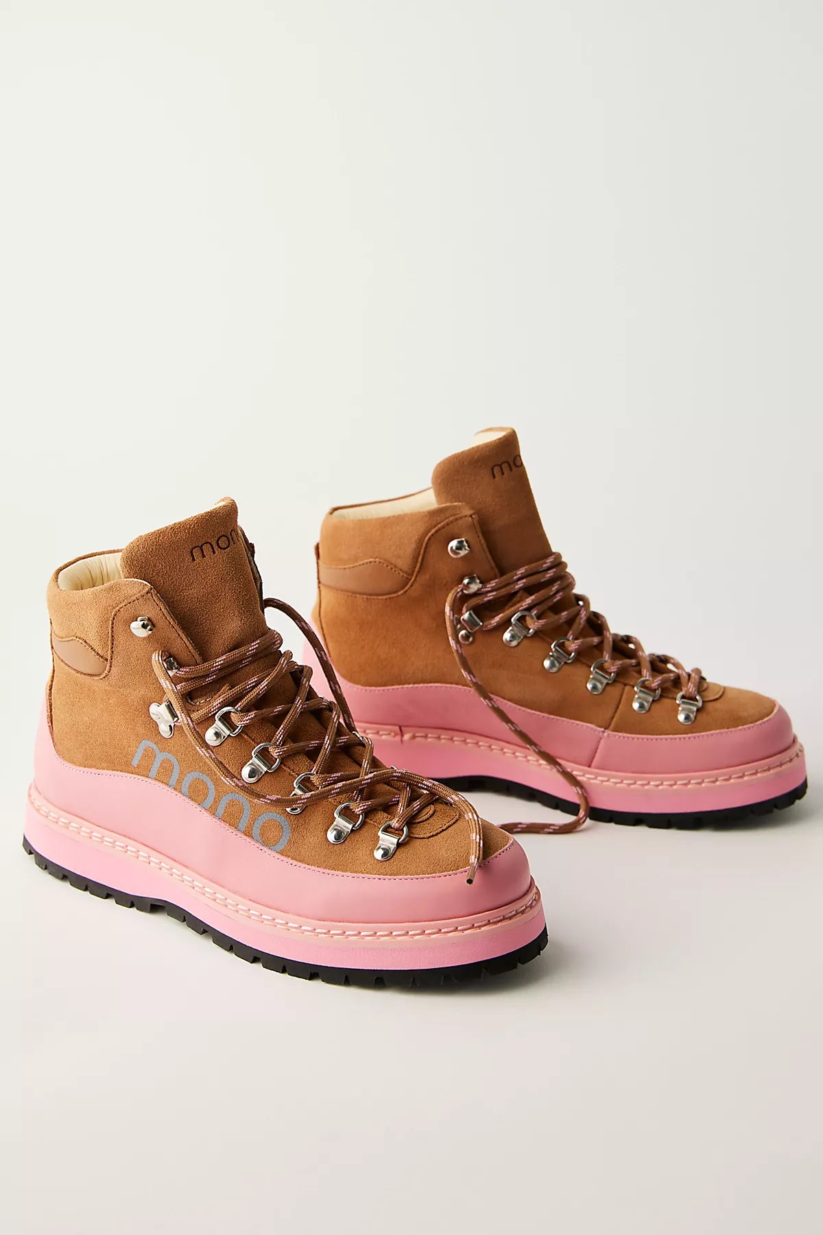mono Vidda Hiking Boots